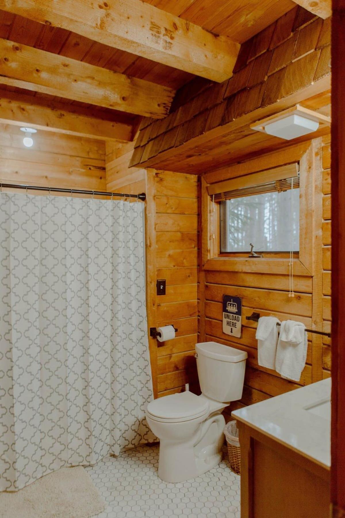 Thompsonville Crystal Mountain Cabin-Shuttle Pass Included! מראה חיצוני תמונה