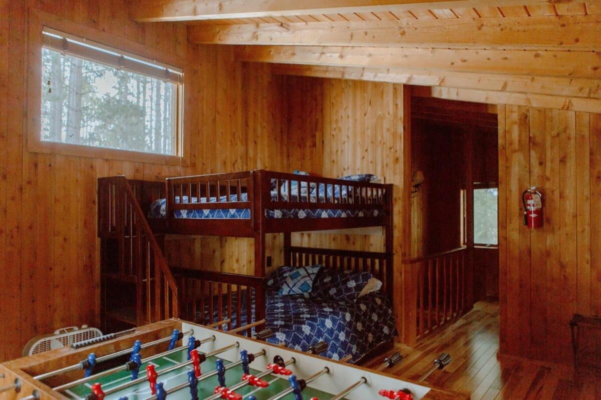 Thompsonville Crystal Mountain Cabin-Shuttle Pass Included! מראה חיצוני תמונה